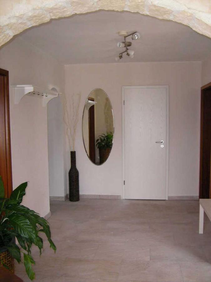 Appartement Haus Ellbogen à Momlingen Extérieur photo