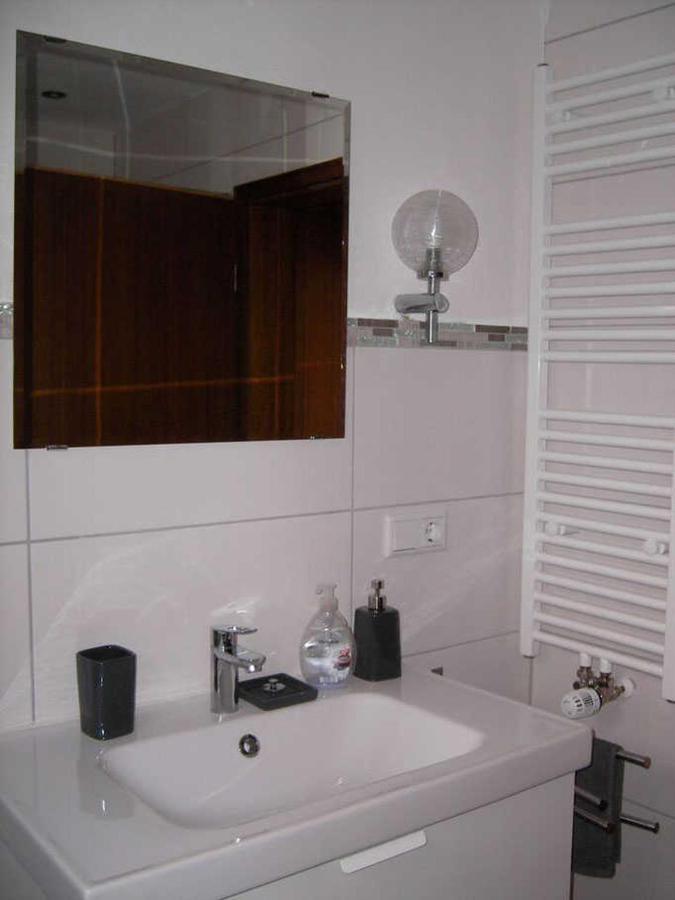 Appartement Haus Ellbogen à Momlingen Extérieur photo